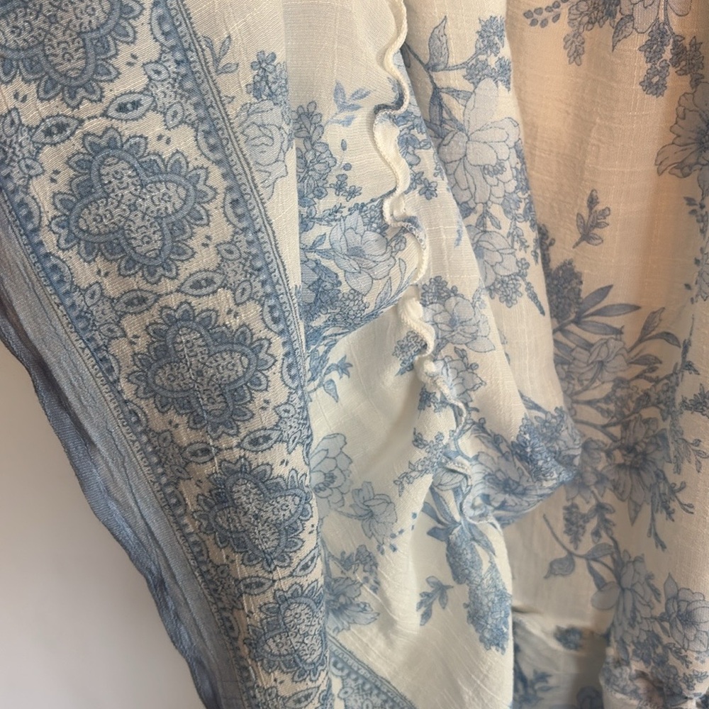 Blu Pepper Blue and White Floral Mini Dress EUC Sz L - Picture 6 of 6
